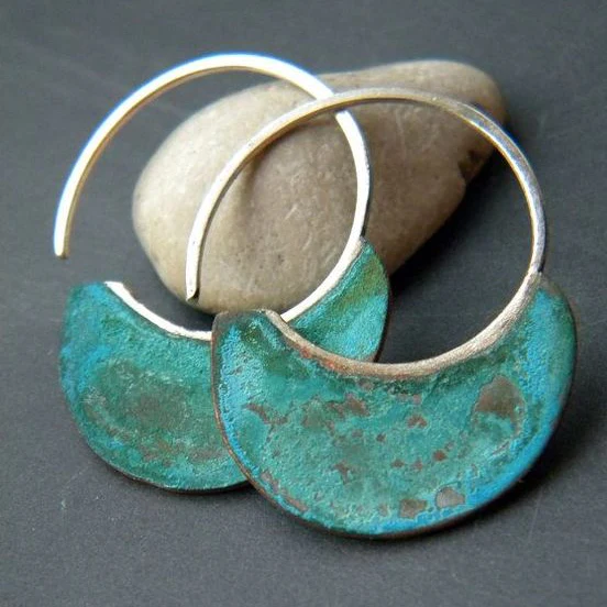 Boucles d’Oreilles Vintage Ornées de Turquoise Vieillie