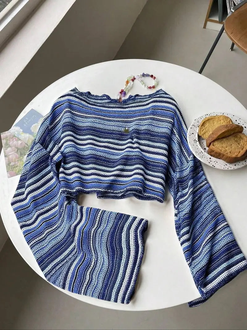 Pull en Maille Rayée Colorée – Texturé à Manches Évasées
