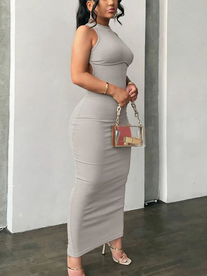 Robe Longue Moulante Dos Nu Croisé – Col Rond avec Découpes