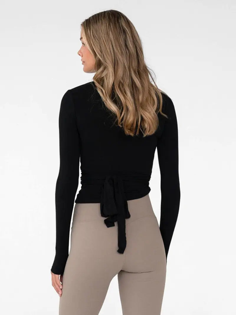 Gilet en Dentelle et Maille Transparente – Léger à Nouer sur le Devant