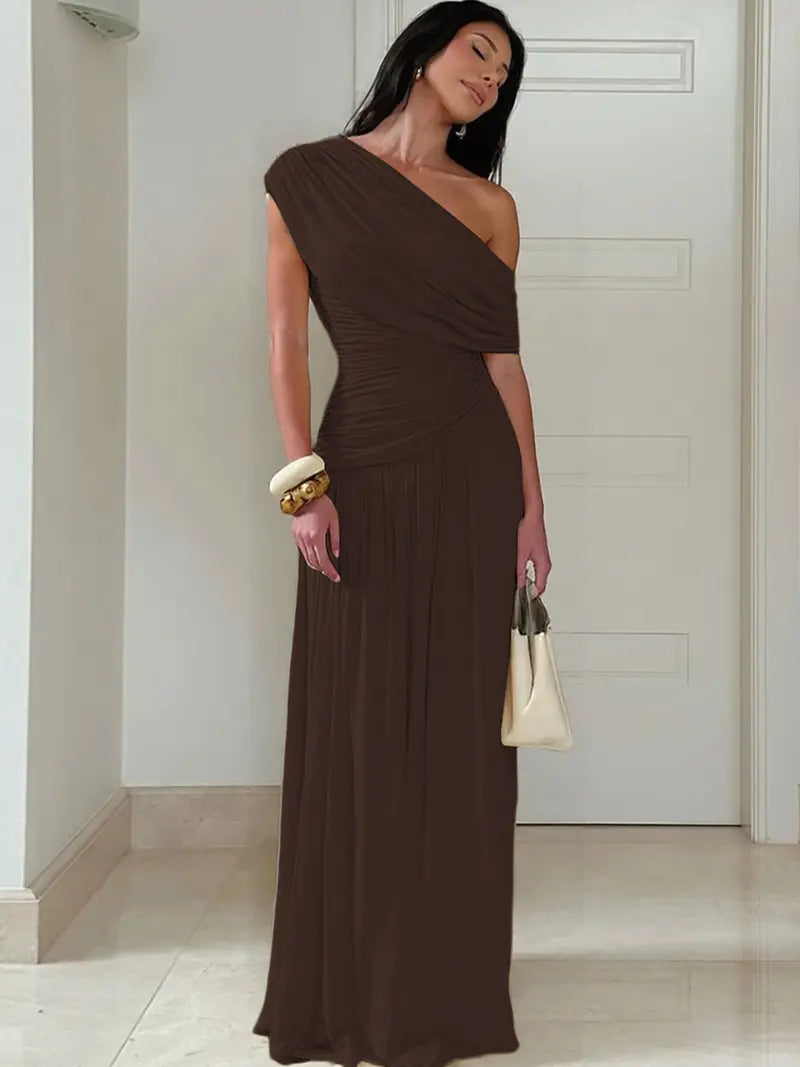 Robe Asymétrique Drapée – Robe de Soirée Élégante