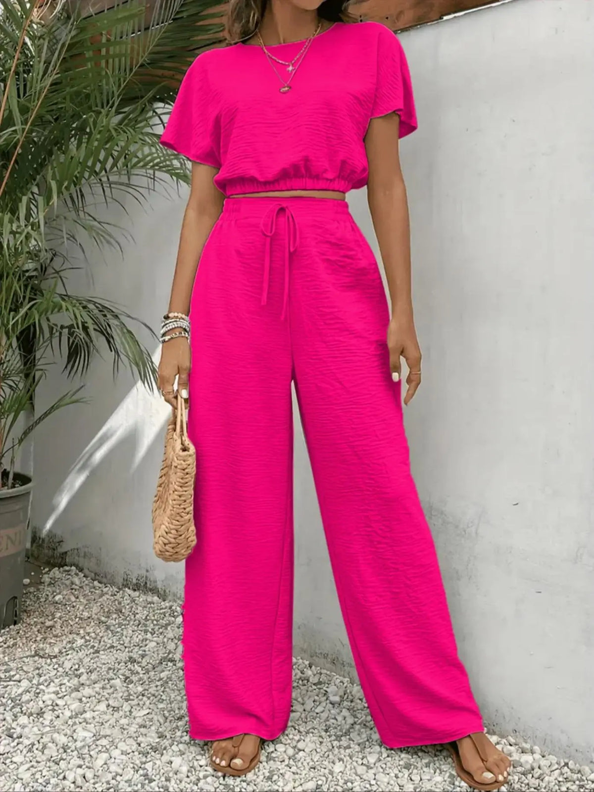 Ensemble Haut Col Rond et Pantalon Large – Deux Pièces à Cordon