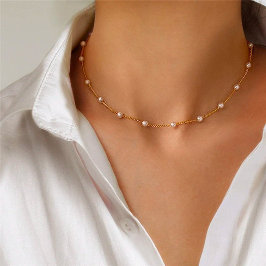 Élégant Collier en Or Orné de Petites Perles