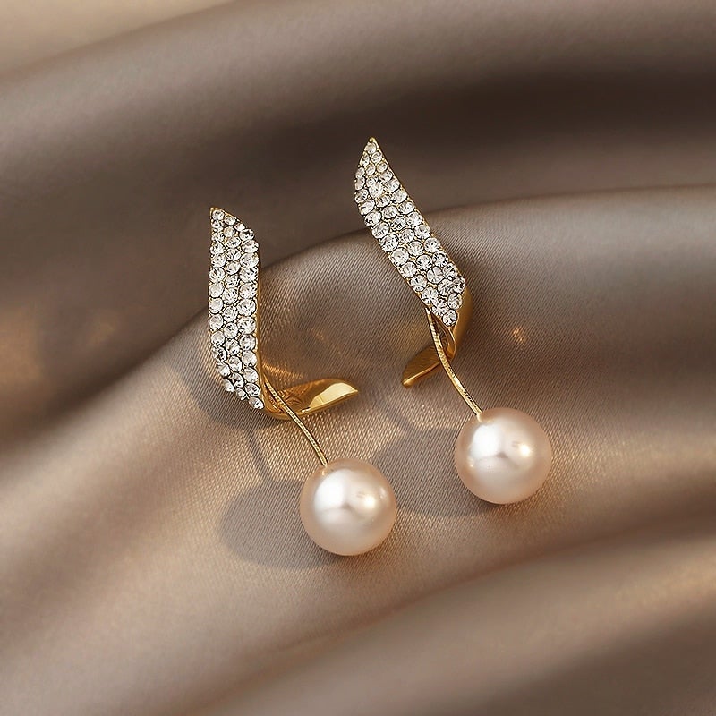 Boucles d’Oreilles en Or Ornées de Perles