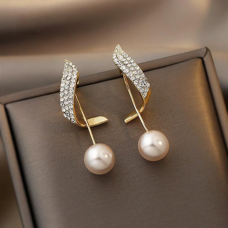Boucles d’Oreilles en Or Ornées de Perles