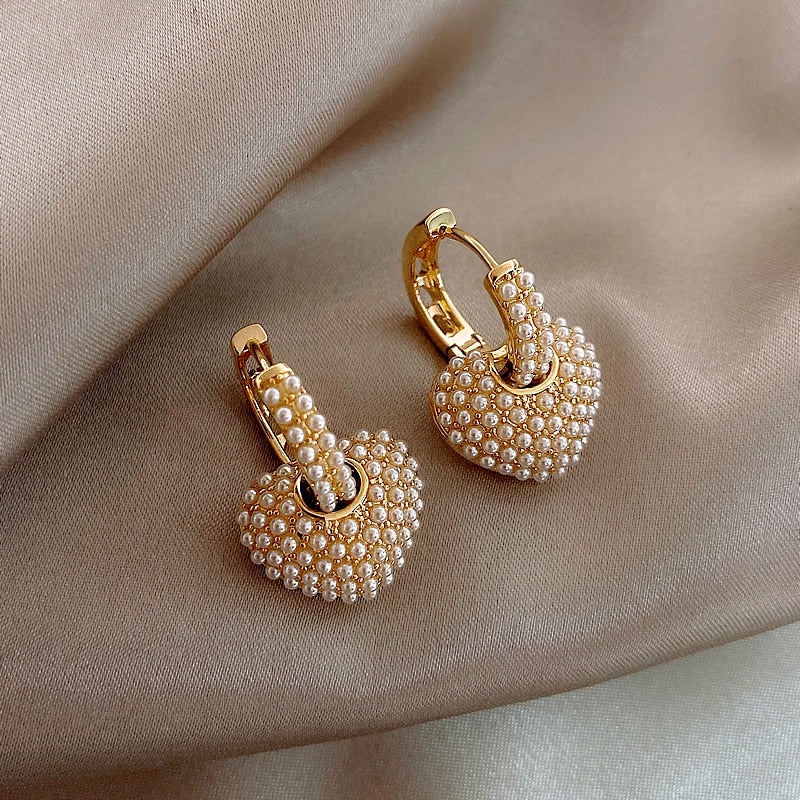 Boucles d’Oreilles Raffinées Or et Perles d’Amour