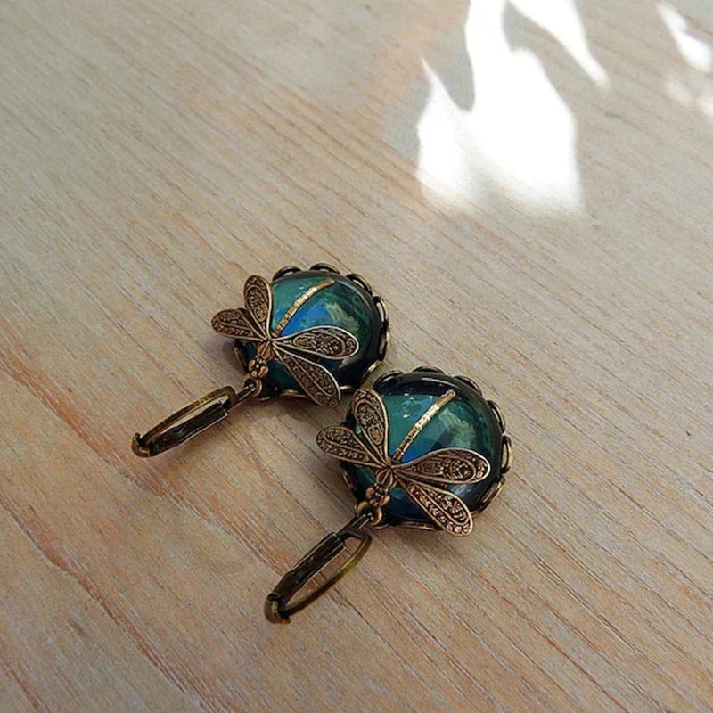 Boucles d’Oreilles Libellule Ornées d’un Cristal Antique
