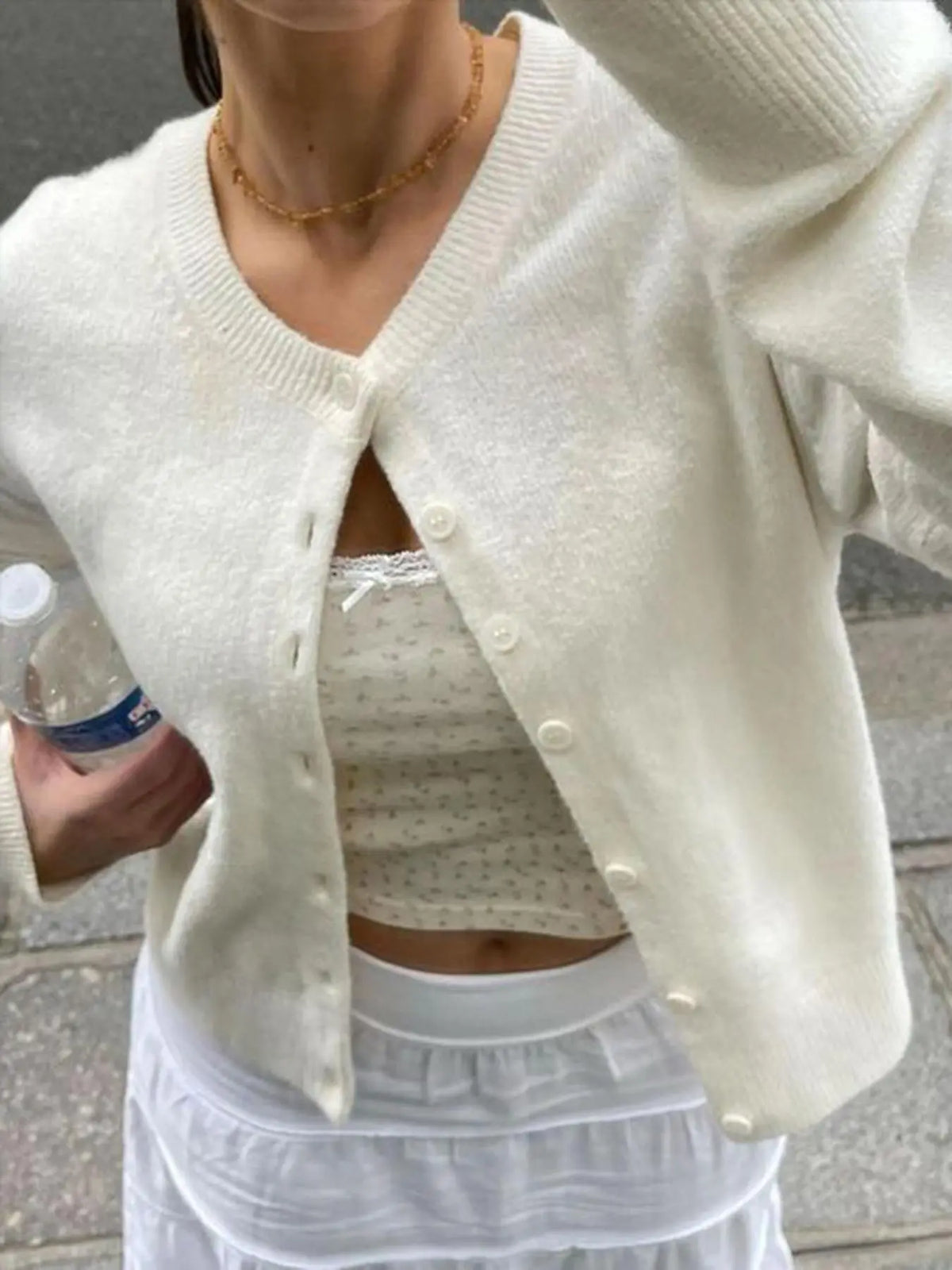 Cardigan en Maille Boutonné – Col Rond à Manches Longues