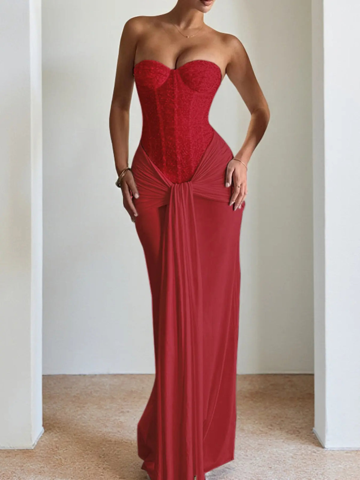 Robe Longue Bustier Ajustée – Robe Habillée Minimaliste et Chic