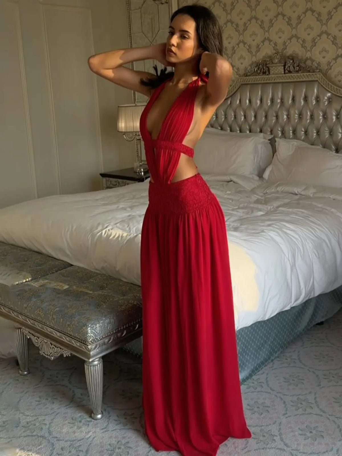 Robe Moulante Licou Col V Plongeant – Robe de Soirée Dos Nu Drapée