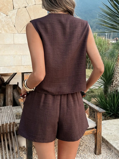 Ensemble Crop Top Col V Lacé et Short – Tenue d'Été Deux Pièces Décontractée