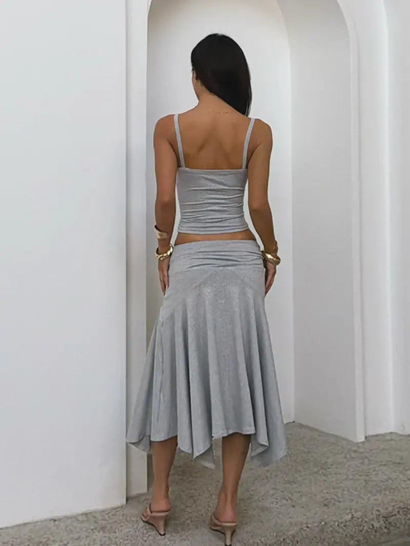 Ensemble Top Licou et Jupe Plissée – Tenue d'Été Chic sans Manches