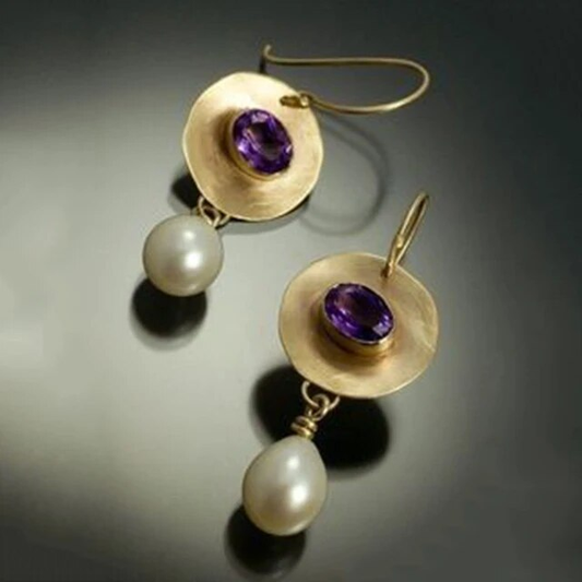 Boucles d’Oreilles Vintage Dorées et Violettes Ornées de Perles